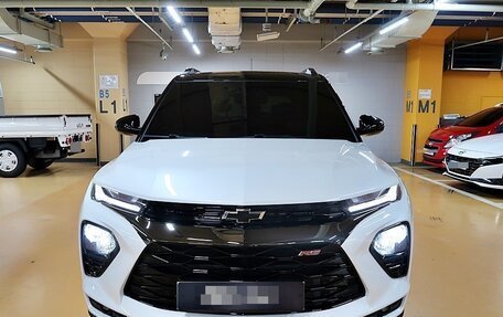 Chevrolet TrailBlazer, 2022 год, 1 950 009 рублей, 3 фотография