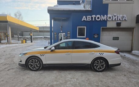 Hyundai Sonata VIII, 2021 год, 1 750 000 рублей, 4 фотография