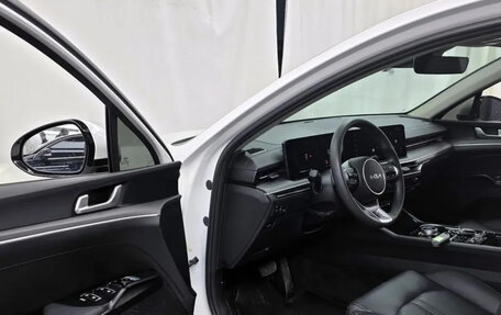 KIA K5, 2024 год, 3 130 000 рублей, 10 фотография