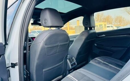 Volkswagen Golf VIII, 2022 год, 1 590 002 рублей, 6 фотография