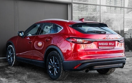 Mazda CX-4, 2023 год, 2 880 000 рублей, 7 фотография