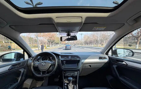 Volkswagen Tiguan II, 2021 год, 1 450 000 рублей, 7 фотография