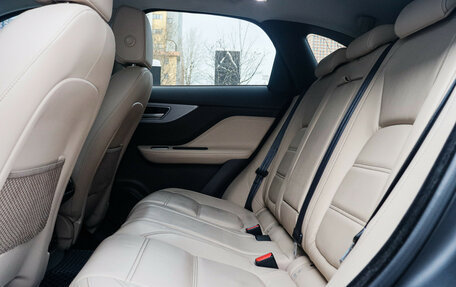 Jaguar F-Pace, 2017 год, 2 989 000 рублей, 4 фотография