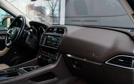 Jaguar F-Pace, 2017 год, 2 989 000 рублей, 18 фотография