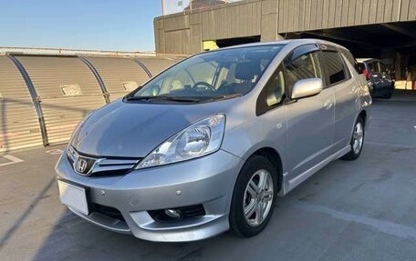 Honda Fit Shuttle I рестайлинг, 2015 год, 920 000 рублей, 2 фотография