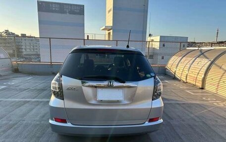 Honda Fit Shuttle I рестайлинг, 2015 год, 920 000 рублей, 5 фотография