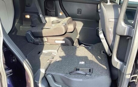 Toyota Roomy I, 2023 год, 842 000 рублей, 22 фотография