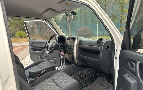 Suzuki Jimny, 2018 год, 1 190 000 рублей, 9 фотография