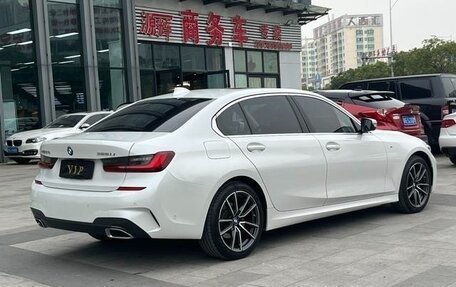 BMW 3 серия, 2021 год, 3 000 000 рублей, 8 фотография