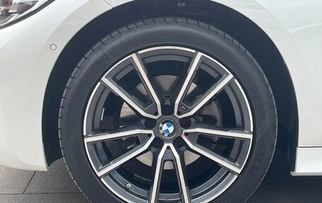 BMW 3 серия, 2021 год, 3 000 000 рублей, 26 фотография