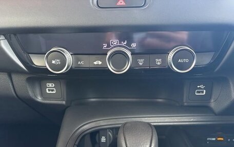 Honda Vezel, 2022 год, 1 980 009 рублей, 10 фотография