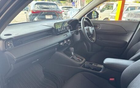 Honda Vezel, 2022 год, 1 980 009 рублей, 14 фотография