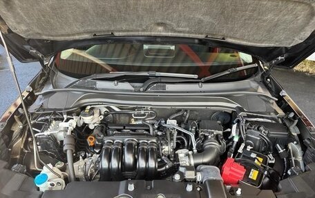 Honda Vezel, 2022 год, 1 980 009 рублей, 25 фотография