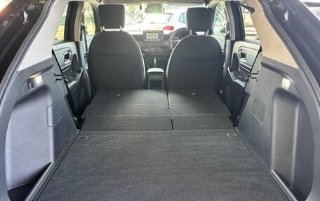 Honda Vezel, 2022 год, 1 980 009 рублей, 24 фотография