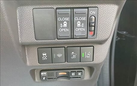 Honda Freed II, 2022 год, 1 500 009 рублей, 15 фотография