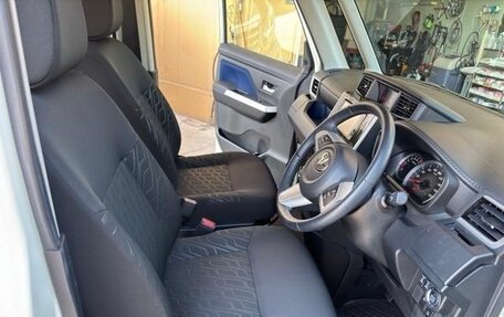 Toyota Roomy I, 2021 год, 575 000 рублей, 9 фотография