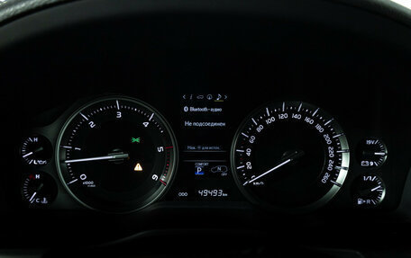 Toyota Land Cruiser 200, 2019 год, 9 900 000 рублей, 12 фотография