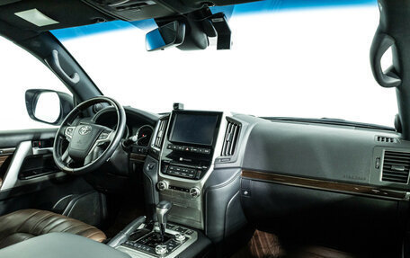 Toyota Land Cruiser 200, 2019 год, 9 900 000 рублей, 9 фотография