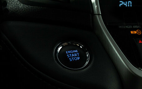 Toyota Land Cruiser 200, 2019 год, 9 900 000 рублей, 25 фотография