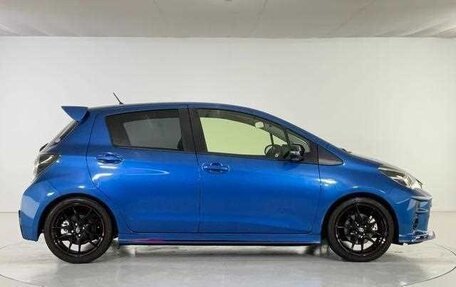 Toyota Vitz, 2018 год, 970 000 рублей, 4 фотография