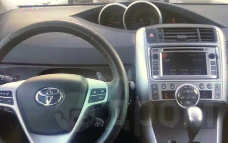 Toyota Verso I, 2012 год, 1 190 000 рублей, 3 фотография