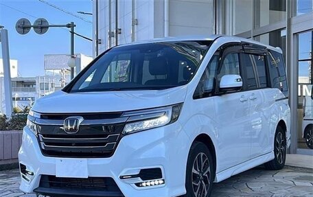 Honda Stepwgn IV, 2021 год, 2 110 000 рублей, 1 фотография