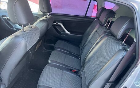 Toyota Verso I, 2012 год, 1 190 000 рублей, 11 фотография