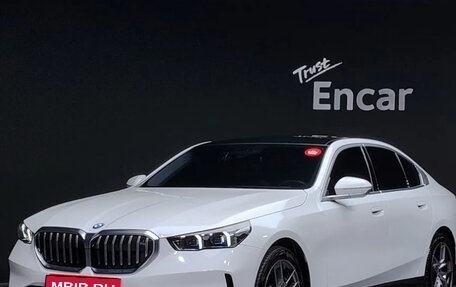 BMW 5 серия, 2023 год, 6 075 000 рублей, 1 фотография