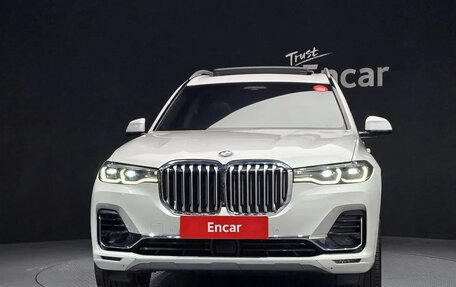BMW X7, 2021 год, 10 633 000 рублей, 2 фотография
