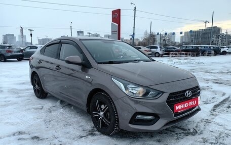 Hyundai Solaris II рестайлинг, 2019 год, 1 299 000 рублей, 2 фотография