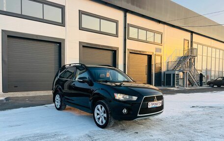 Mitsubishi Outlander III рестайлинг 3, 2011 год, 1 699 000 рублей, 8 фотография