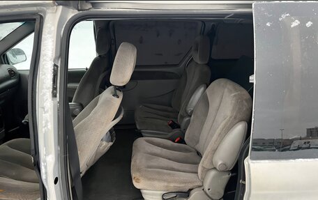 Chrysler Voyager IV, 2001 год, 270 000 рублей, 7 фотография