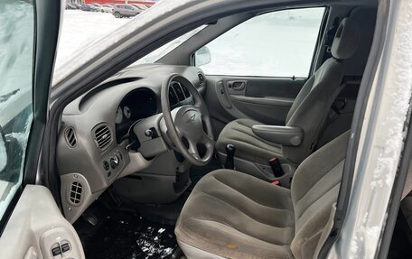 Chrysler Voyager IV, 2001 год, 270 000 рублей, 10 фотография