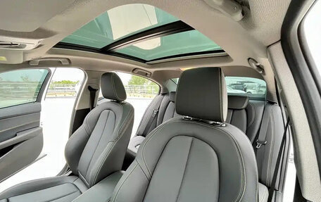 BMW 1 серия, 2023 год, 1 916 444 рублей, 11 фотография