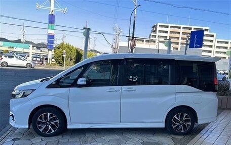 Honda Stepwgn IV, 2021 год, 2 110 000 рублей, 8 фотография