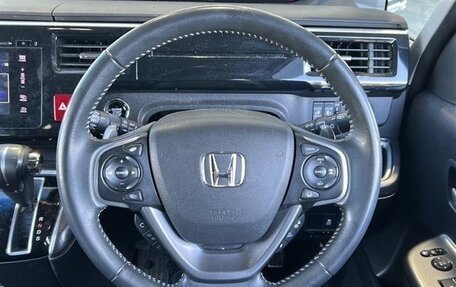 Honda Stepwgn IV, 2021 год, 2 110 000 рублей, 15 фотография