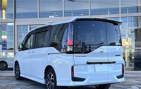 Honda Stepwgn IV, 2021 год, 2 110 000 рублей, 7 фотография