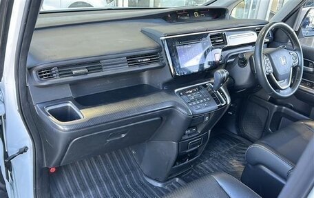 Honda Stepwgn IV, 2021 год, 2 110 000 рублей, 30 фотография