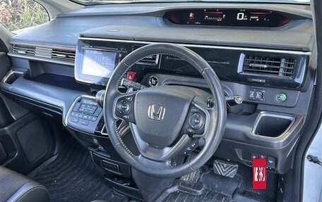 Honda Stepwgn IV, 2021 год, 2 110 000 рублей, 25 фотография