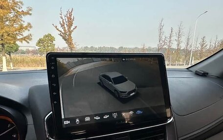 Toyota Yaris XP150 рестайлинг, 2022 год, 1 050 000 рублей, 13 фотография