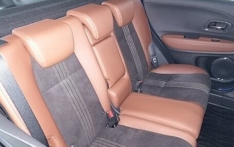 Honda Vezel, 2019 год, 2 360 000 рублей, 25 фотография