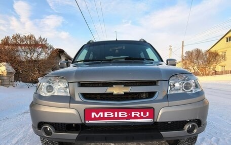 Chevrolet Niva I рестайлинг, 2012 год, 720 000 рублей, 4 фотография