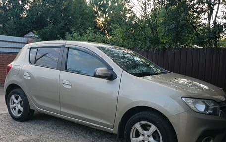 Renault Sandero II рестайлинг, 2019 год, 890 000 рублей, 5 фотография