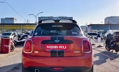 MINI Clubman, 2022 год, 2 150 000 рублей, 5 фотография