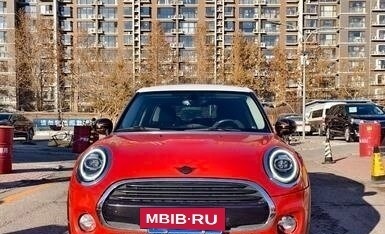 MINI Clubman, 2022 год, 2 150 000 рублей, 6 фотография