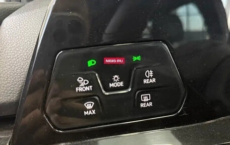 Volkswagen Golf VIII, 2021 год, 1 306 000 рублей, 12 фотография