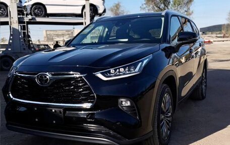 Toyota Highlander, 2025 год, 5 850 000 рублей, 1 фотография