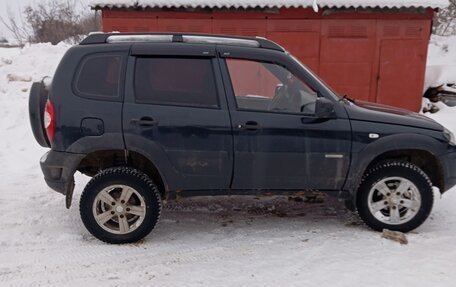 Chevrolet Niva I рестайлинг, 2013 год, 680 000 рублей, 5 фотография