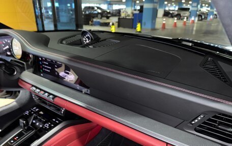 Porsche 911, 2021 год, 15 600 000 рублей, 7 фотография