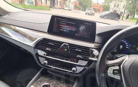 BMW 5 серия, 2018 год, 3 000 000 рублей, 13 фотография